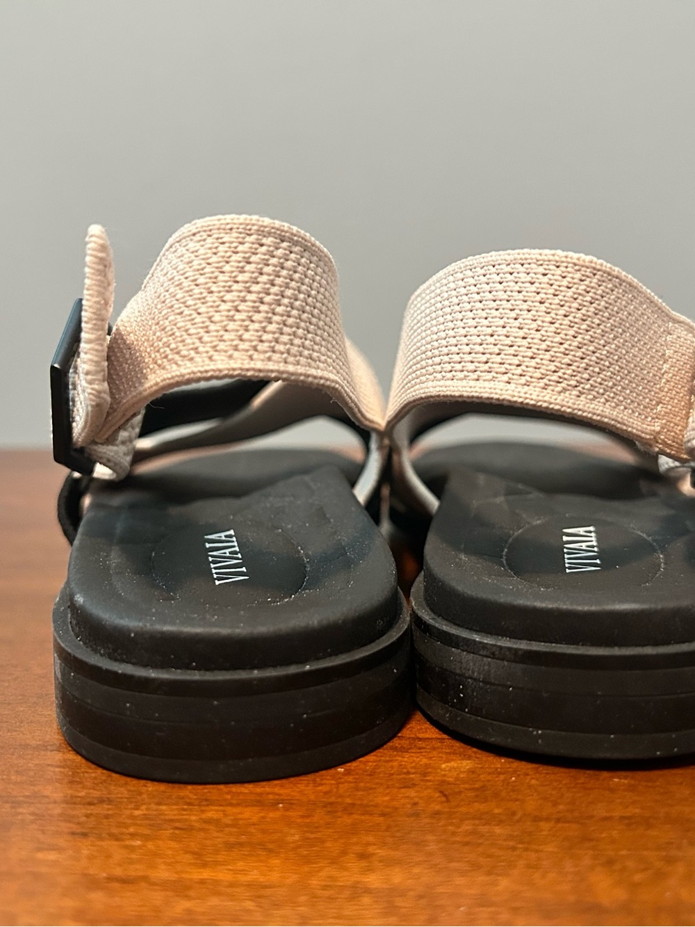 VIVAIA Arch Pro Adapt all comfort Stretch Black & Cream Women's Sandals size 5.5 - Picture 7 of 10